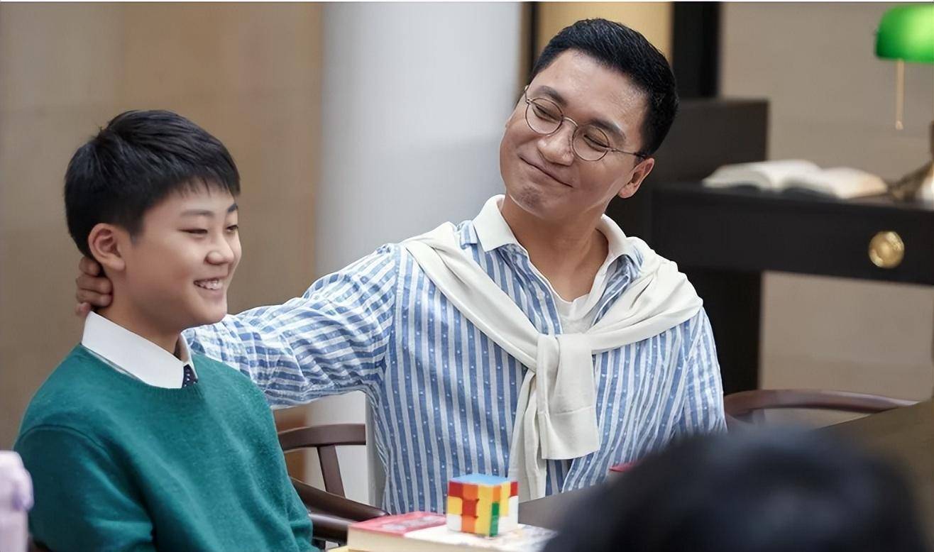 一个完美妈妈的崩溃:儿子休学,女儿自残……_教育_孩子_家庭