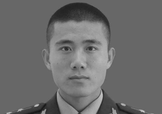 在此向我们英雄烈士致