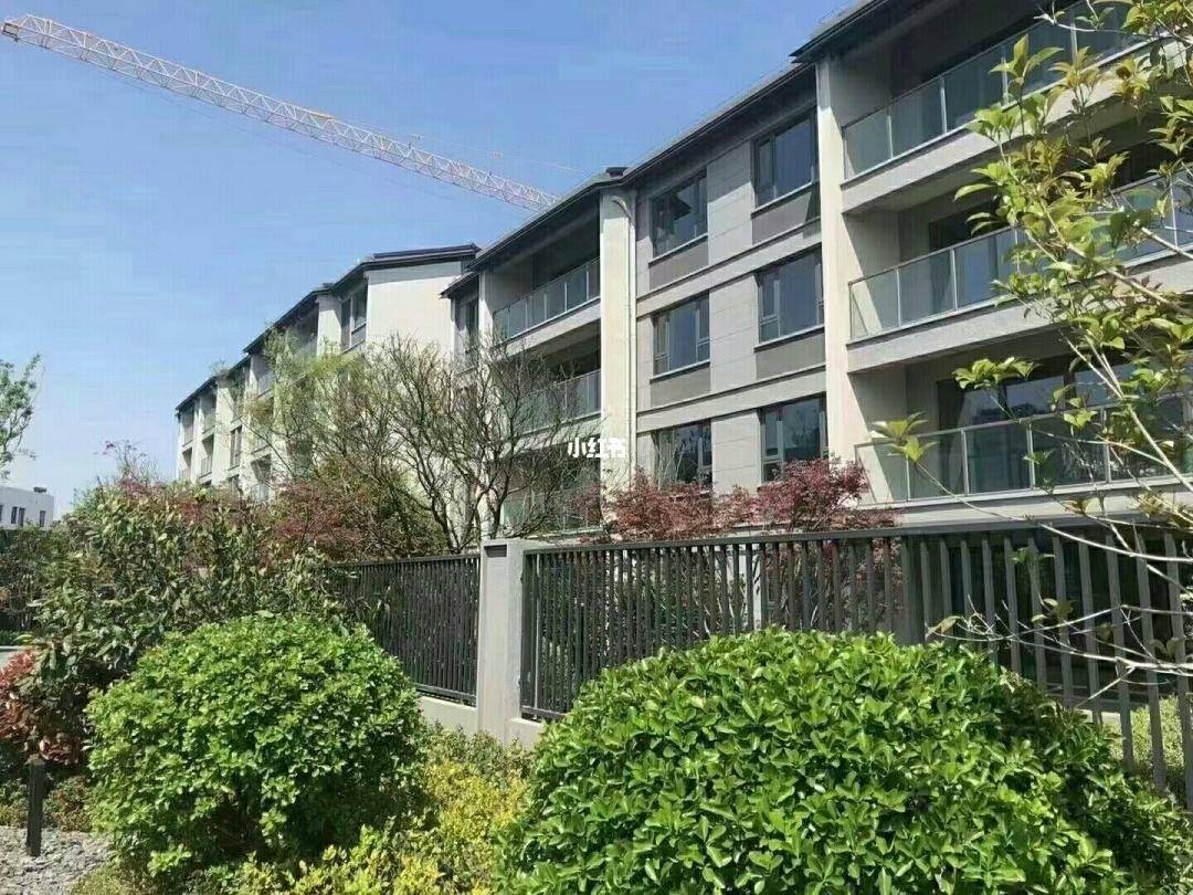 常熟华侨城时光小镇售楼部电话(欢迎您)售楼部地址 房源价格 24小时