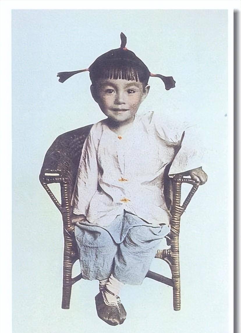 弟弟穷得娶不起老婆,张爱玲却"一毛不拔",百万遗产宁肯给朋友_张志沂