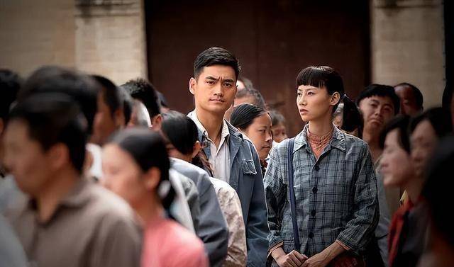 《平凡的世界》郝红梅"偷"手绢被分手,才明白顾养民根本不爱她_孙少平