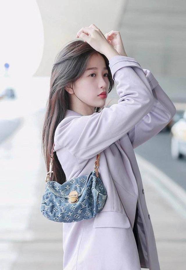 虞书欣和小鬼好甜!