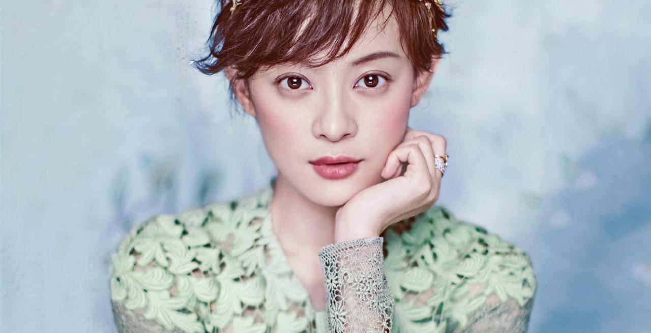 孙俪同父异母妹妹近照曝光,长相酷似姐姐,如今跟着姐姐进娱乐圈_孙艳