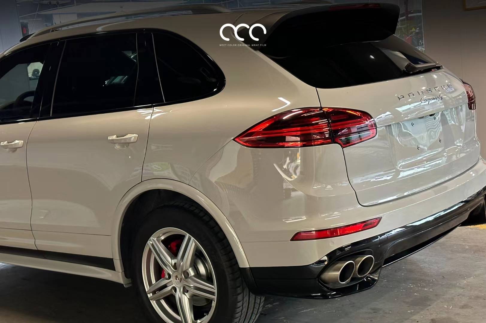 保时捷卡宴漫彩改色膜亚灰,优雅的灰色