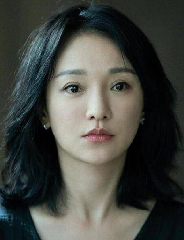 46岁周迅美翻了!