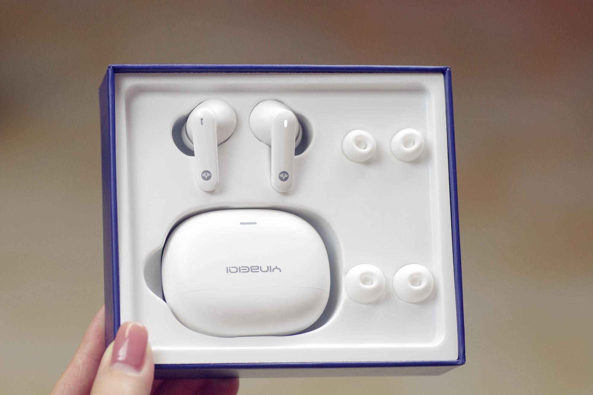 蓝牙耳机也开始内卷了,99元的价格也带anc主动降噪_方面_噪音_环境