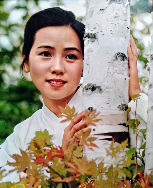 64岁洪学敏罕见现身!