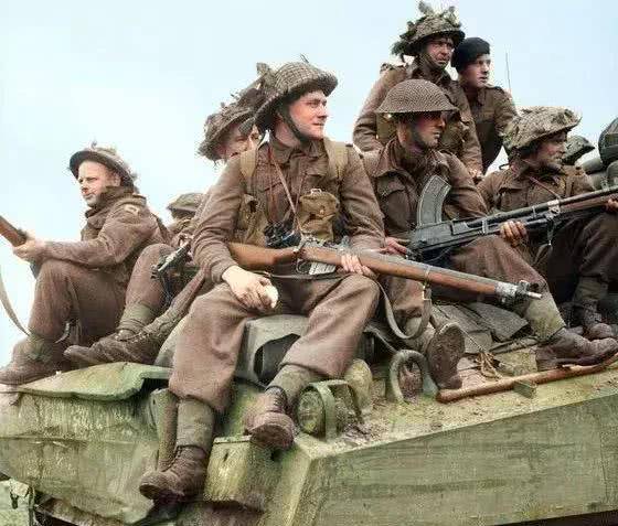 意军亲手击败英军,指挥官:这下能投降了吧_北非战场_英国_展开