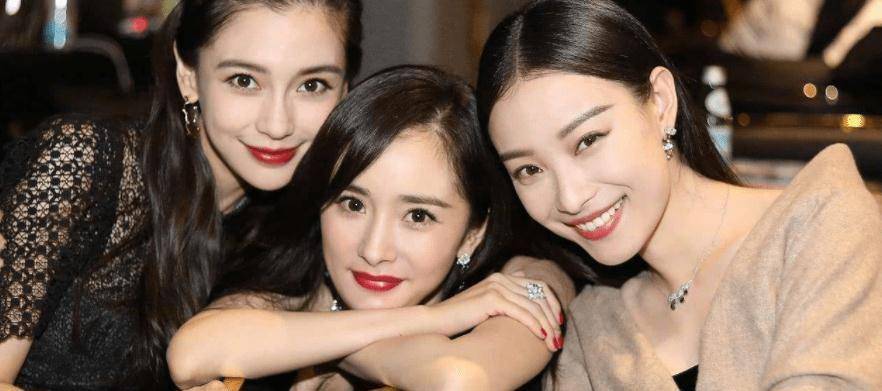 但是如今两人却不再来往,也经常没有互动,而杨幂的好朋友很多