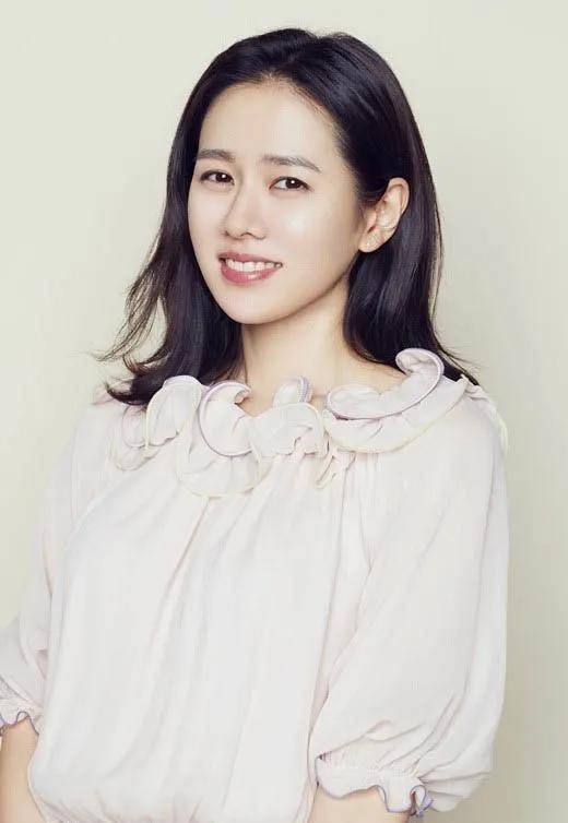 孙艺珍,孙艺珍,1982年1月11日出生,今年已经39岁了.