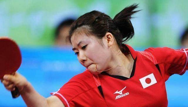 被大魔王张怡宁虐哭的日本瓷娃娃,如今是中国媳妇还有了混血宝宝_时代