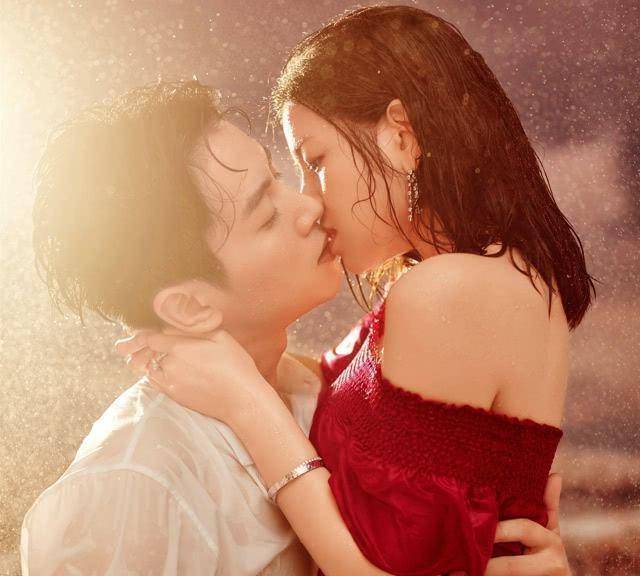 陈晓给妻子陈妍希庆生?