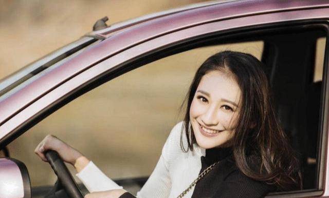 她比杨幂还小2岁,却在《斛珠夫人》里演长辈,身高170cm却不火_曾泳醍