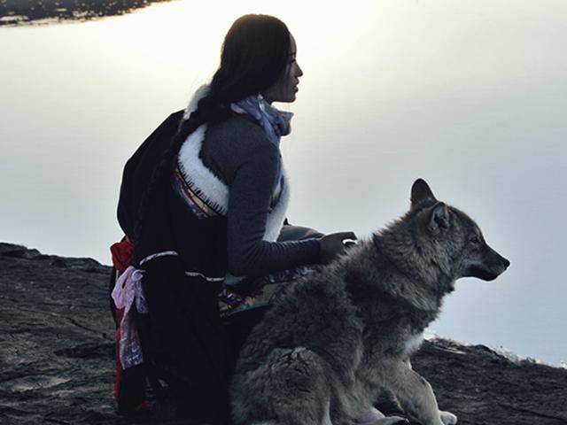 2010年,成都女孩养狼做"儿子",11年后结局催人泪下_李微漪_格林_狼