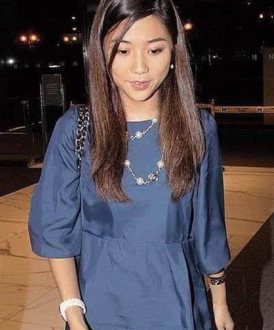 2002年,陈冠希与阿娇合拍mv,恰逢陈冠希与拍拖一年多的女友陈文媛分手