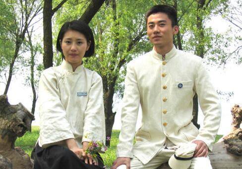 李一纯一生中有过三段婚姻,她的第一任丈夫是杨开智,李一纯还在周南女