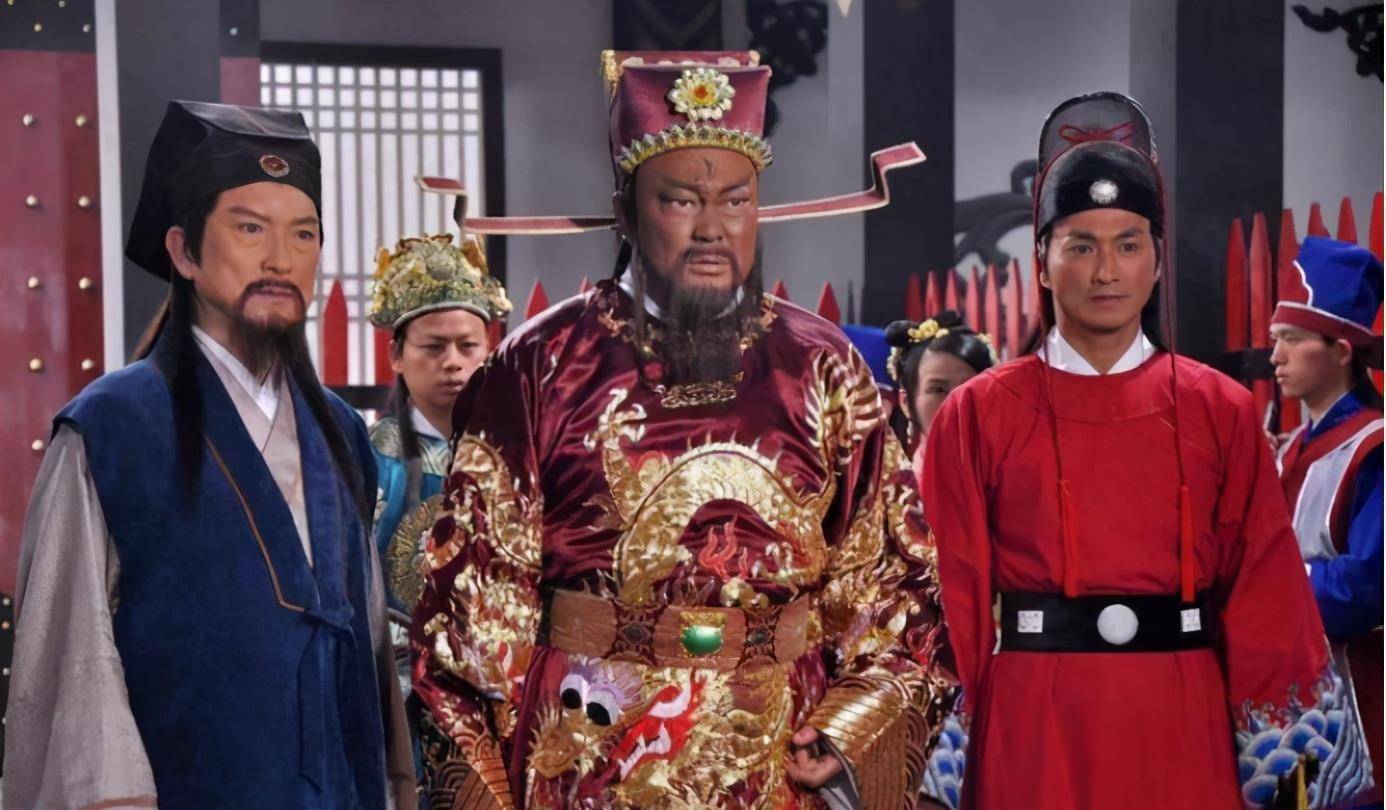 展昭在包拯死后，为何一夜之间神秘消失，包拯去世前发生了什么事-展昭被包拯杀了吗图片