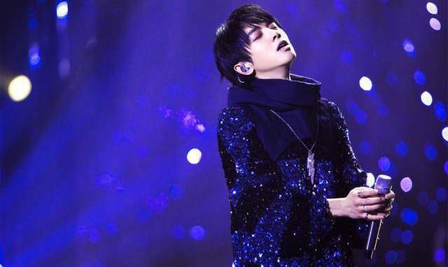 从快男入坑华晨宇,到《歌手》比赛中技惊四座,这个男孩有点优秀_音乐