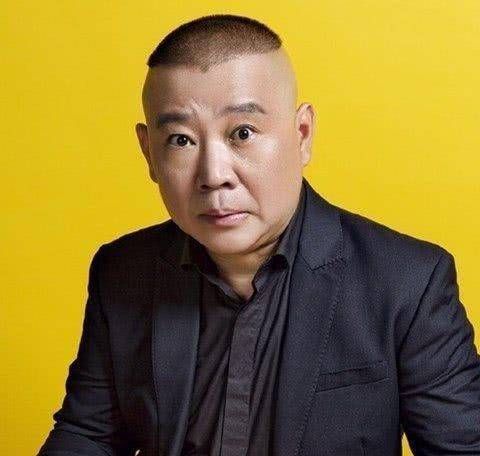 郭德纲坐劳斯莱斯被议论,买的借的又何妨?