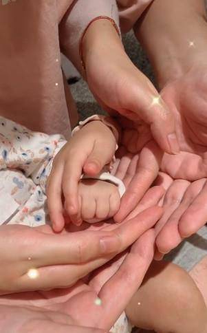 陈赫官宣二胎,一张图片暴露了他的心情,这是放飞心情的感觉_女儿_谢娜