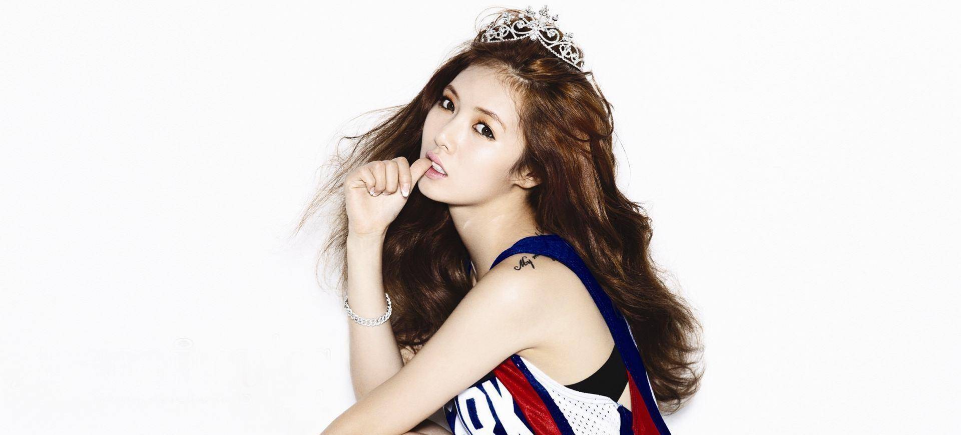 第一位是4minute的成员泫雅,这也是在我们国内最火的韩流solo女歌手