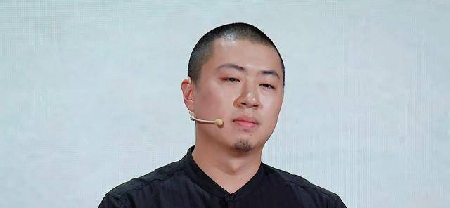 相比,《导演请指教》就是玩笑,特别和最近这期相比_作品_胡国瀚_郝杰