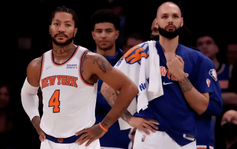 主教练锡伯杜偏爱九人乱换,上场机会大多归属于年轻球员和防守型工兵