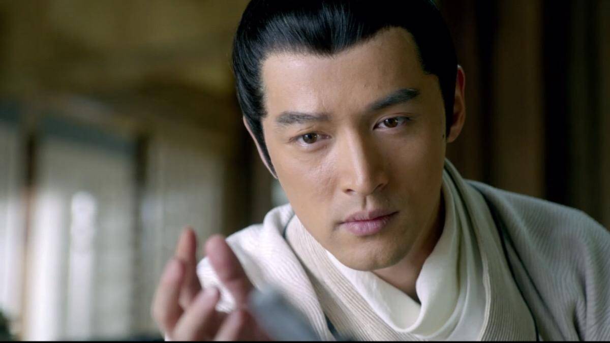 大难必有后福的明星,胡歌脸上缝140多针,成龙频频与死神擦肩_受伤