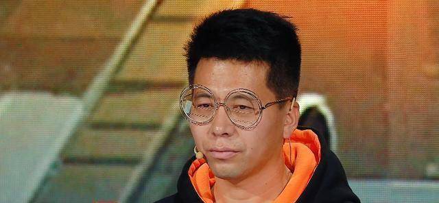 相比,《导演请指教》就是玩笑,特别和最近这期相比_作品_胡国瀚_郝杰