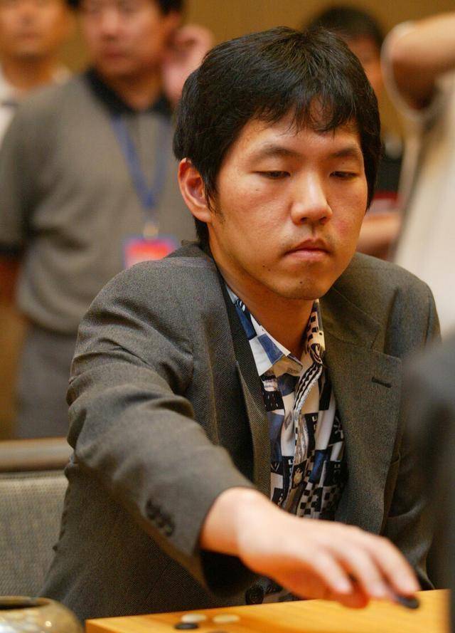 与李昌镐同时期的棋手,马晓春,常昊早已经淡出了棋坛.