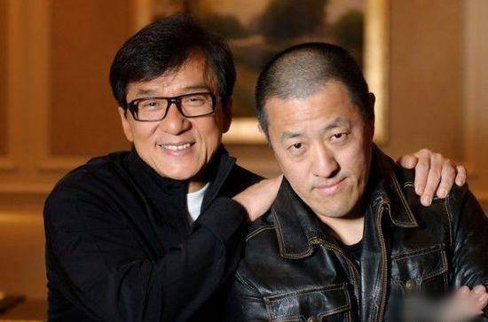 贾乃亮新作《特警队》杀青,为拍电影不回家,人也黑了一圈!