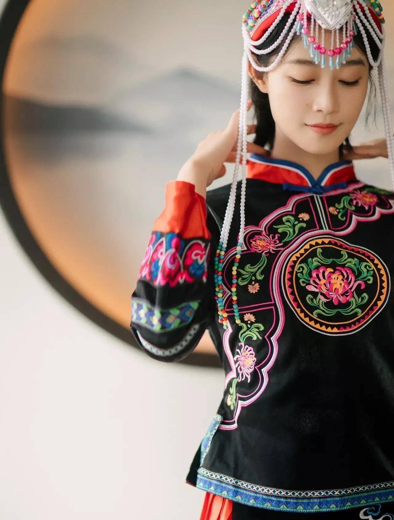 蓝盈莹,原凤凰传人,畲族少女_漂亮_少数民族_孙俪