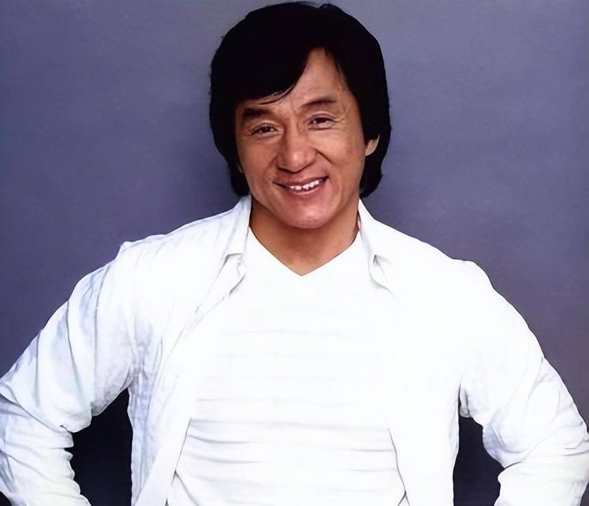 赵文卓评价李连杰,我的通臂拳虽然厉害,也打不过李连杰_成龙来_方世玉