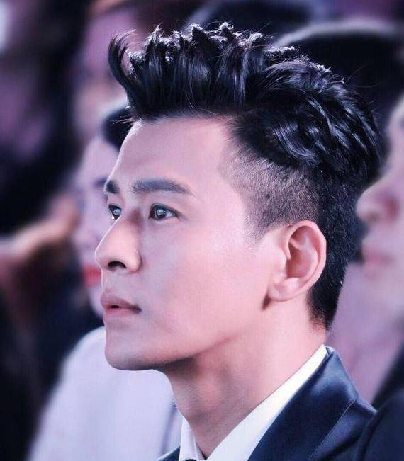 虽然乔振宇没有像佟大为,刘烨这么出名,但他一直坚持认真拍戏很少在