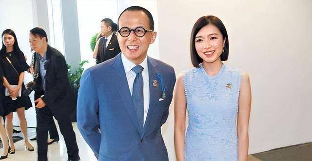 近期就更是鲜少同框,所以梁洛施的大儿子目前似乎仍是有望继承他的家