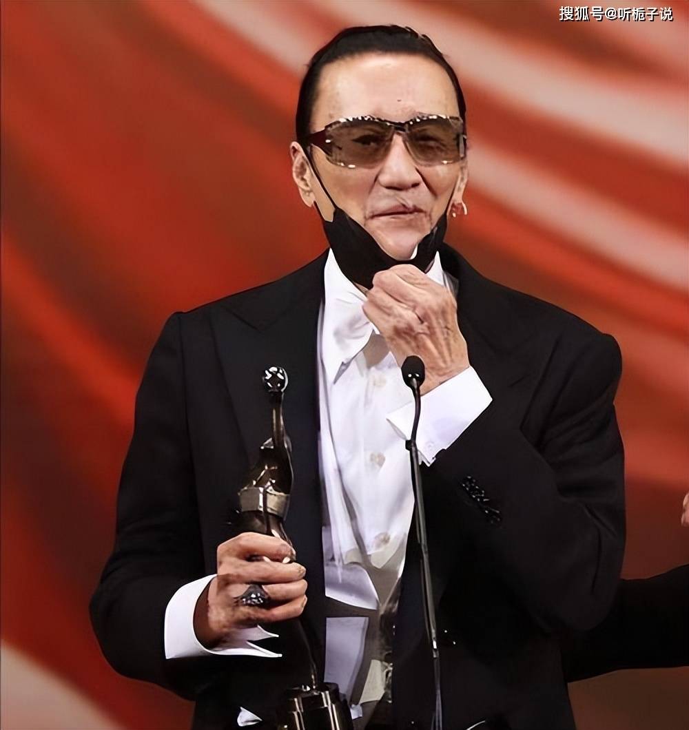 86岁谢贤住进icu?