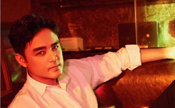 如今的明道已经39岁了,但是颜值和当年相比并没有多大的变化,他最辉煌