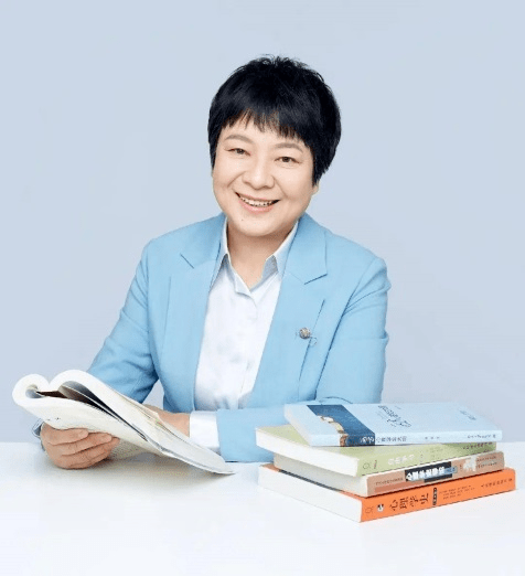 杨霞中国协和医科大学副研究员,北京协和启迪心理咨询中心主任,心理