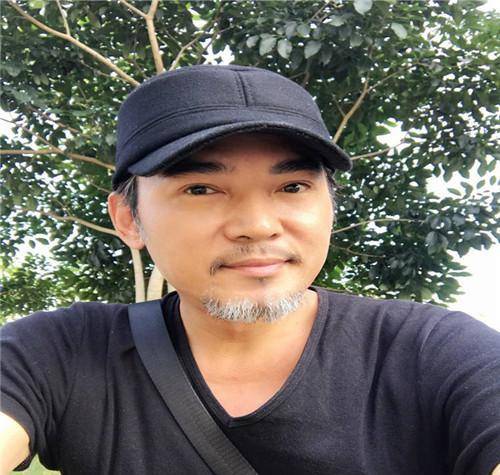 53岁小李飞刀焦恩俊奋斗史,和他背后颇为坎坷的感情经历_黄宛林_事业