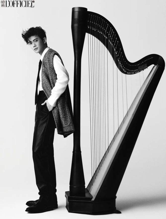 任嘉伦 眼里有光 逐梦飞翔_角色_剧中_表演