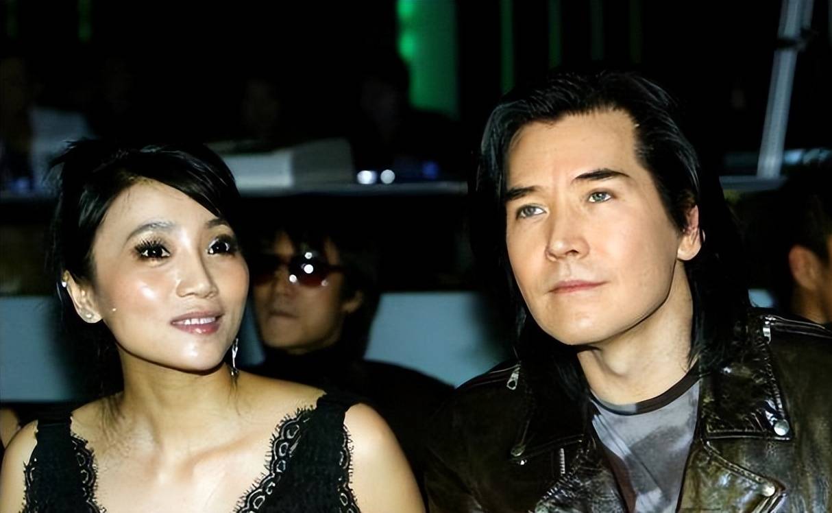 著名歌手朱桦:曾婉拒费翔求爱,陪妈妈抗击"阿尔茨海默病"_音乐_艺术