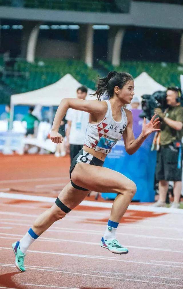 夏思凝,吴艳妮,林雨薇,这三个跨栏女神你喜欢谁