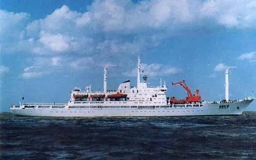 5月1日晚,当海面上起雾的时候,向阳红16号开始进入济州岛海域,由于该