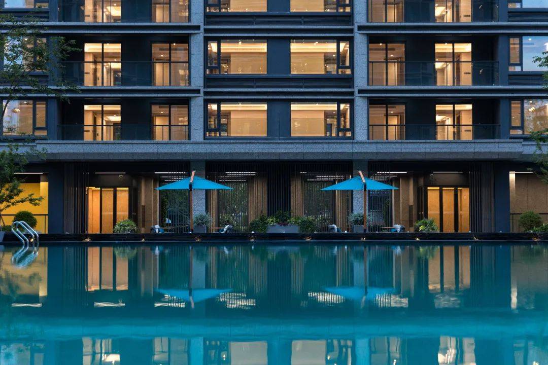 杭州蓝绿双城·春和云境售楼处电话:400-012-6588【售房】售楼中心_24