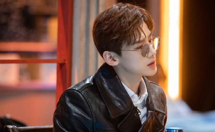 王一博_张艺兴_女生