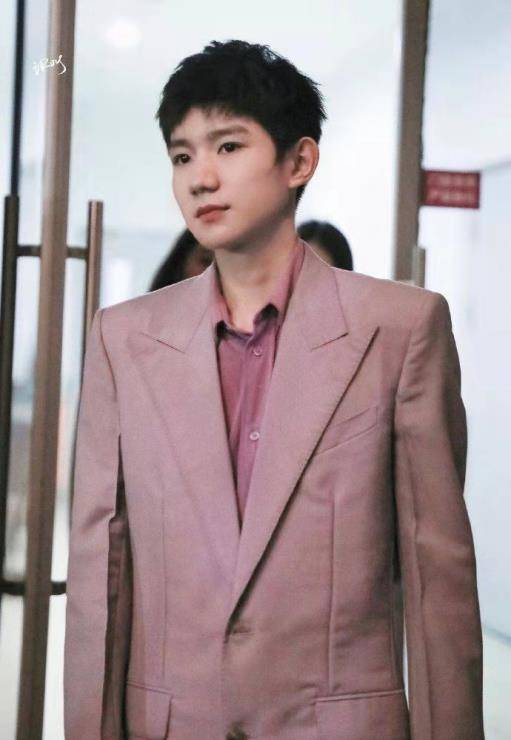 一起成长的兄弟现在这么好,王俊凯当然也不会差啦.