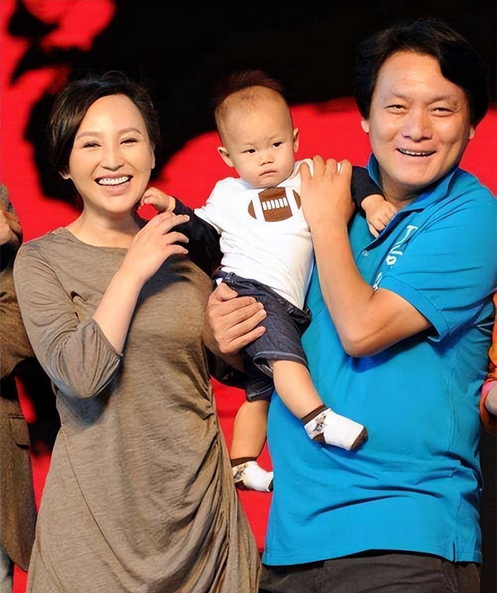 这部作品的导演叫郭靖宇,他导演的电影都很精彩.