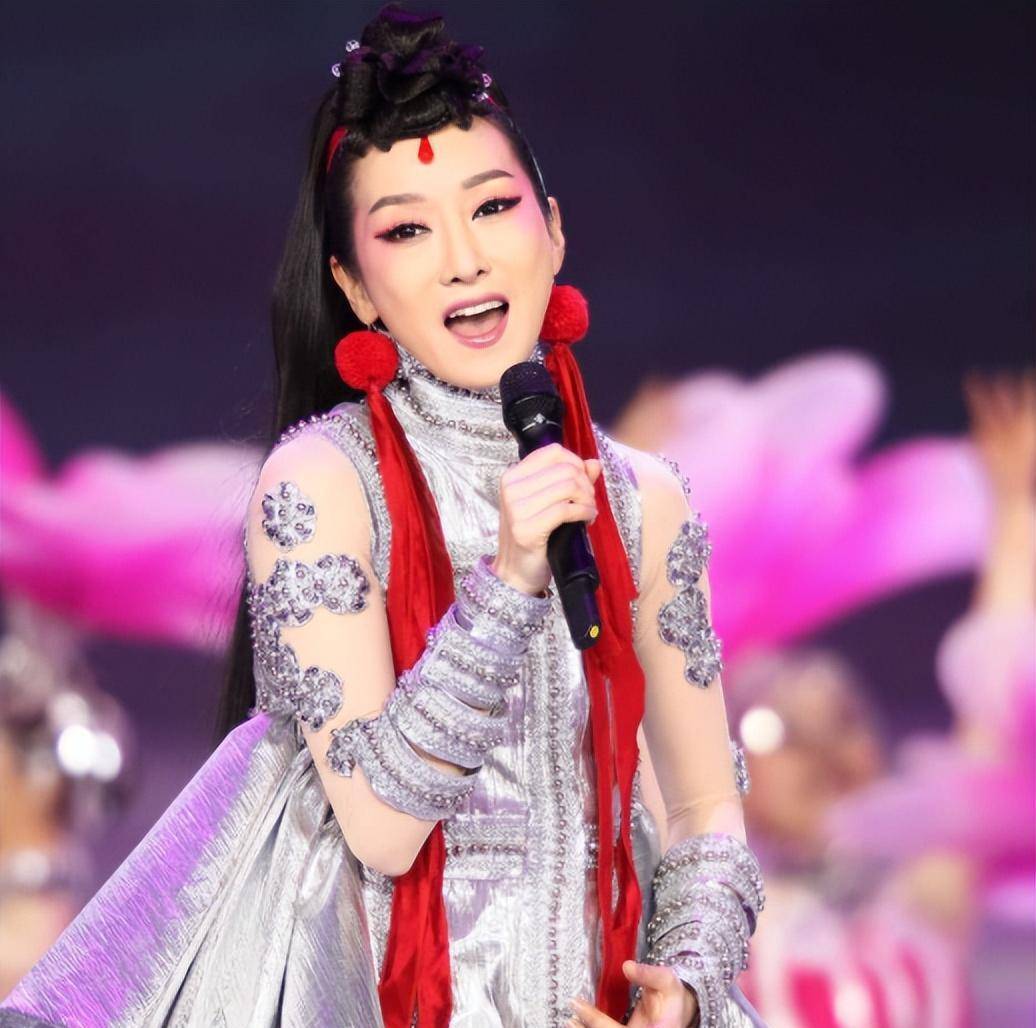 因此,关于这个事件,我们希望看到萨顶顶的成长与改变.