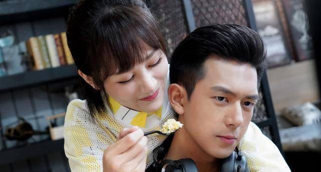 童颜夫妇让人怀念,网友希望能二搭,杨紫太认真李现表示压力大_关系