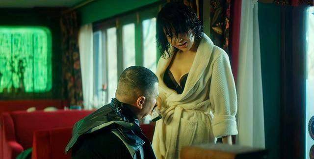 "时尚万种"许晴的"成长史",她的故事远比你想得更精彩_姜文_观众_网友